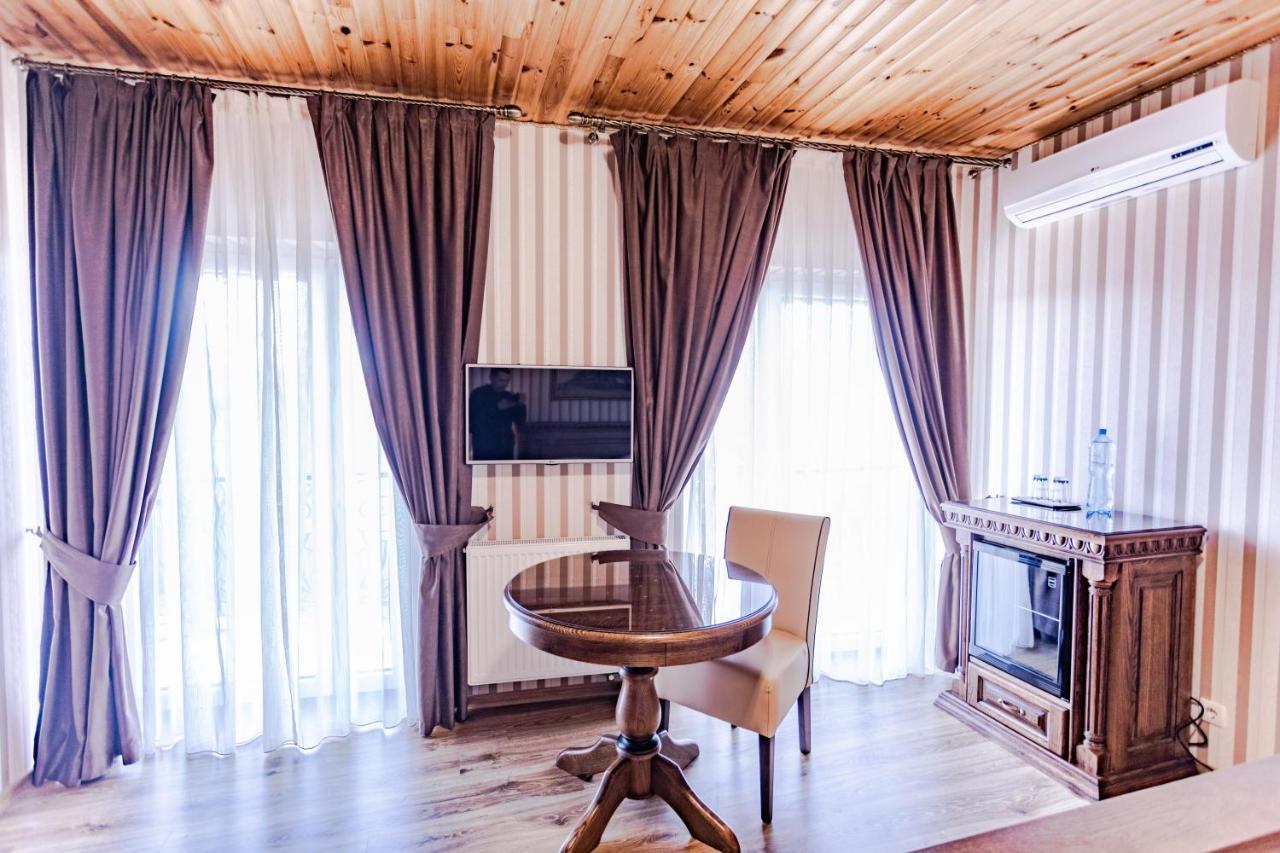 Guest House Villa Lamperti Dyyda Ngoại thất bức ảnh