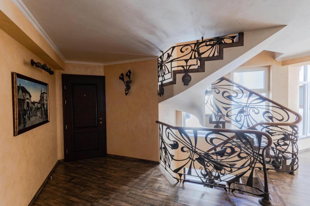 Guest House Villa Lamperti Dyyda Ngoại thất bức ảnh