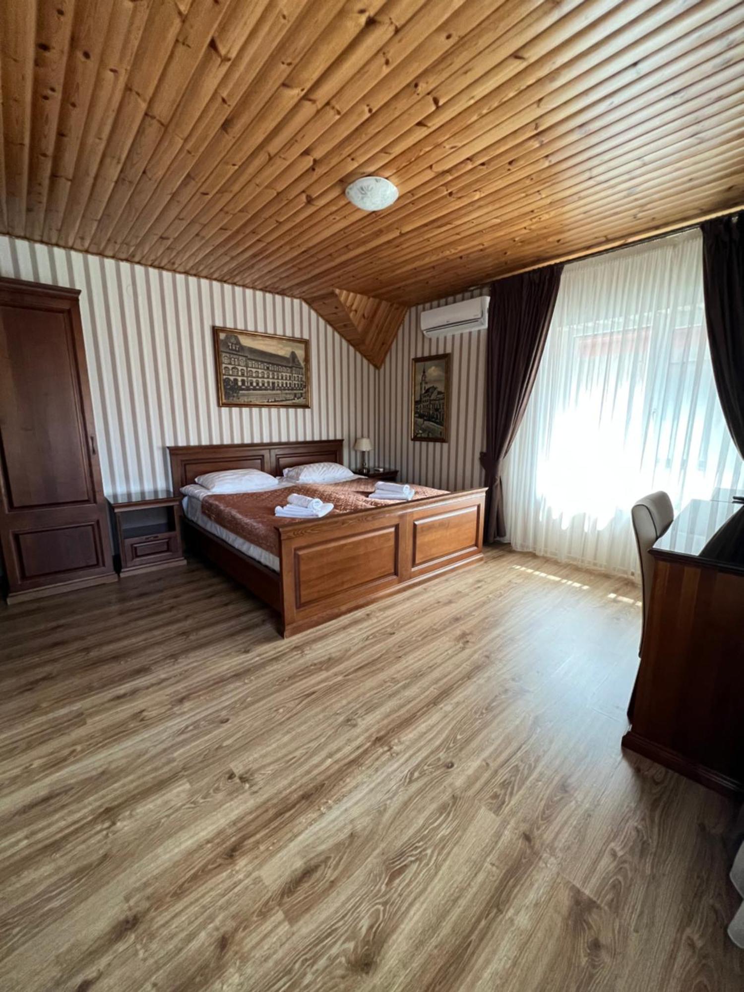 Guest House Villa Lamperti Dyyda Ngoại thất bức ảnh