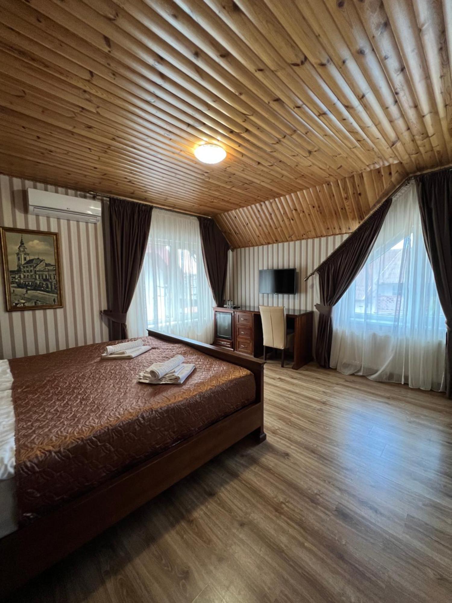 Guest House Villa Lamperti Dyyda Ngoại thất bức ảnh