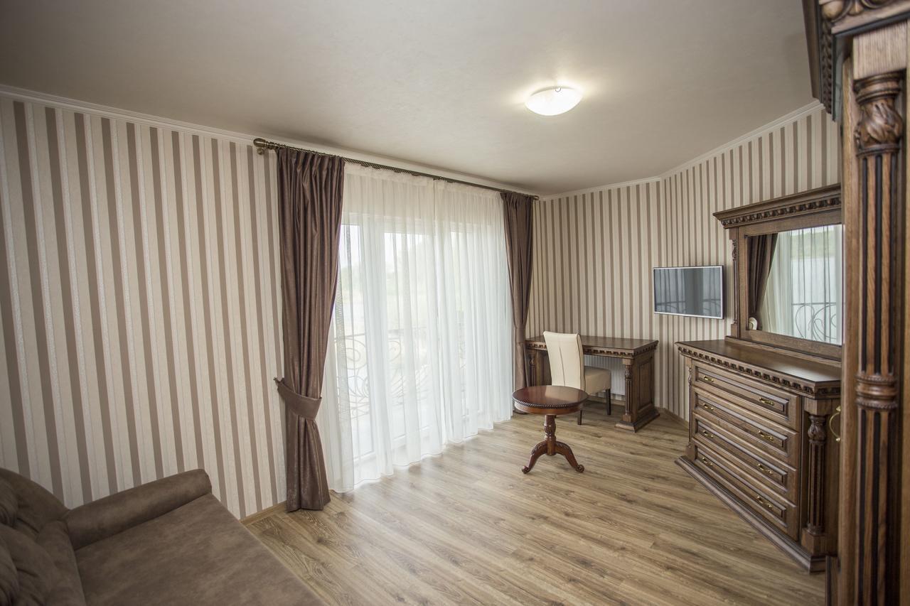 Guest House Villa Lamperti Dyyda Ngoại thất bức ảnh