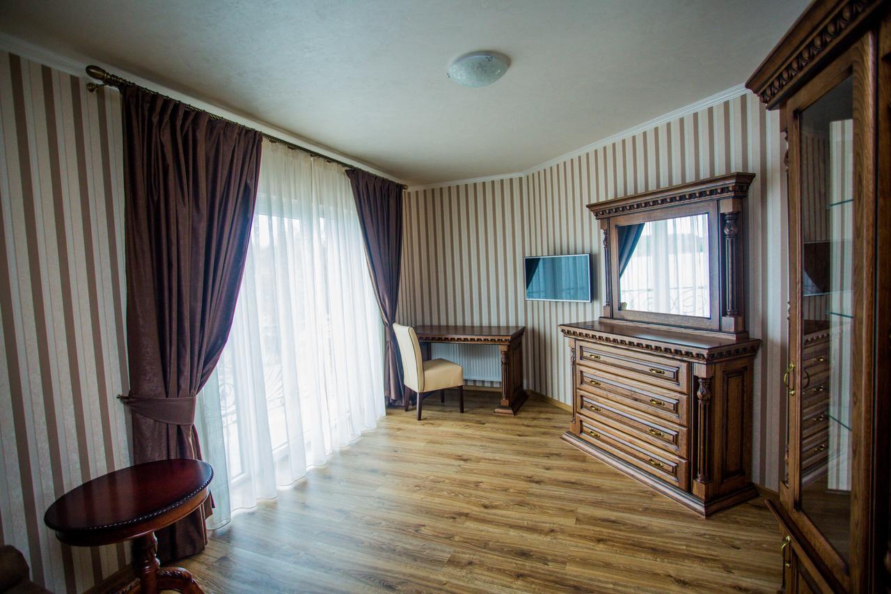 Guest House Villa Lamperti Dyyda Ngoại thất bức ảnh
